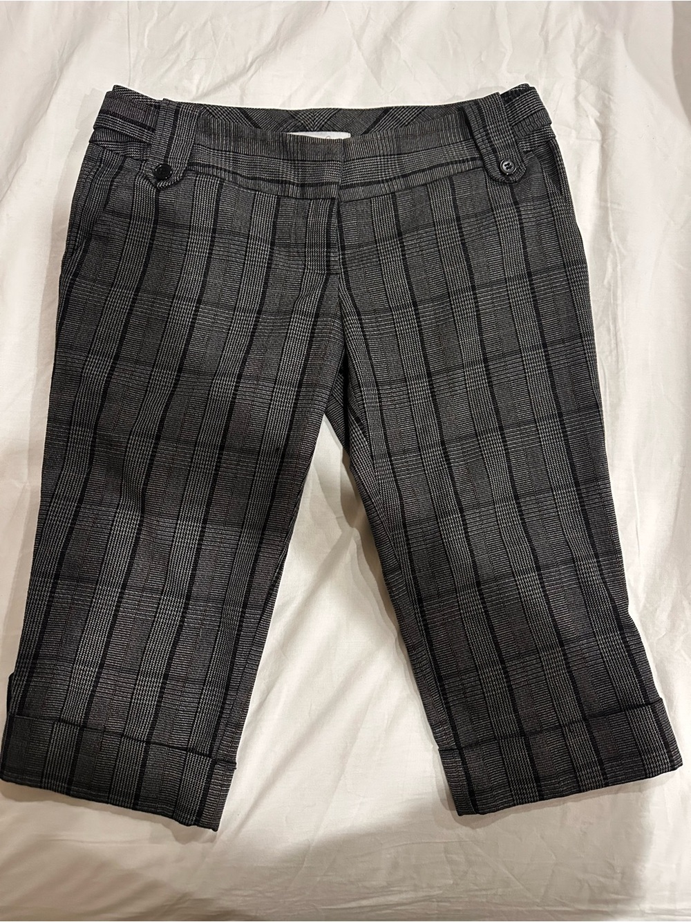 Charlotte Russe Plaid Cropped Capri Pants Size 1 Gray Black Career Chic
